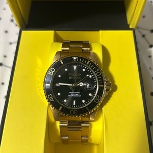 🔴🔴SOLD🔴🔴invicta prodiver watch